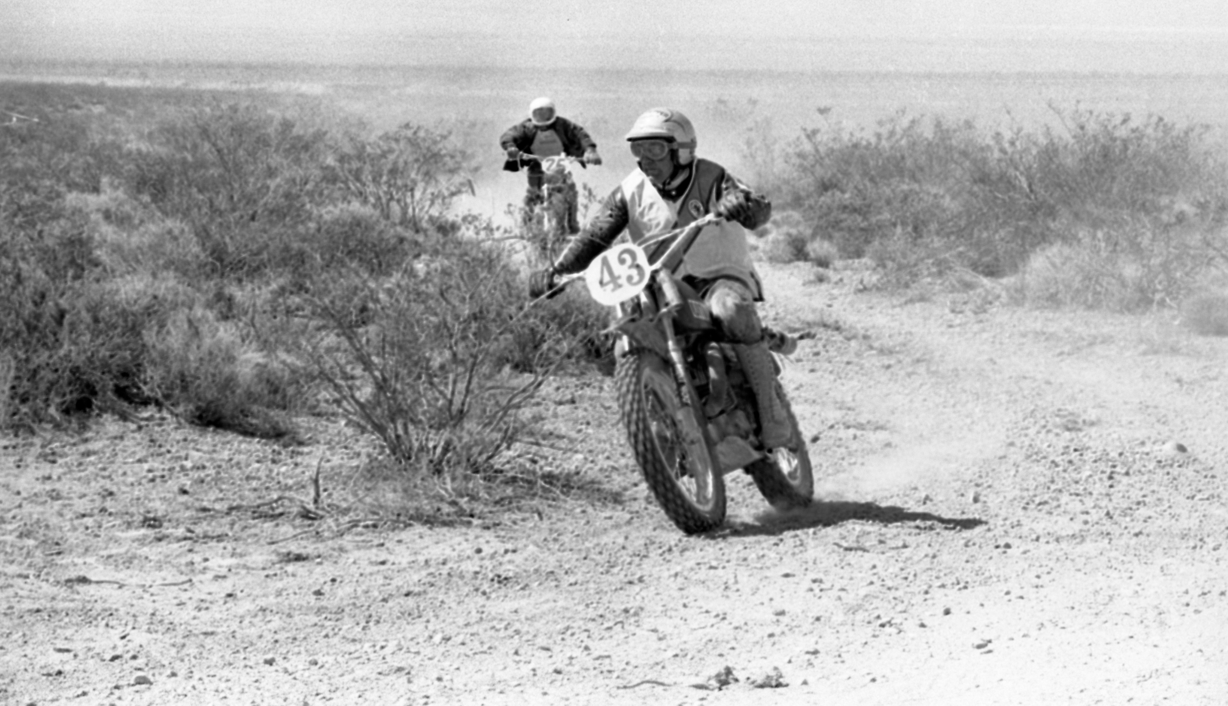Return 400. Эндуро 60 х годов. Эндуро 60 ]. Минт 400 мотоциклы. Минт 400 сентябрь 1971 фото.
